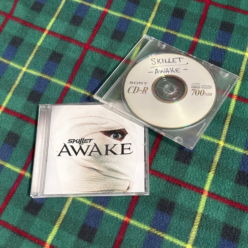 Skillet Awake CD - Picture 5 of 5